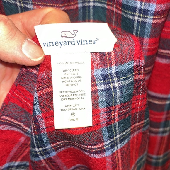 Vineyard Vines Nantucket Tartan Tassel Scarf - Picture 2 of 4